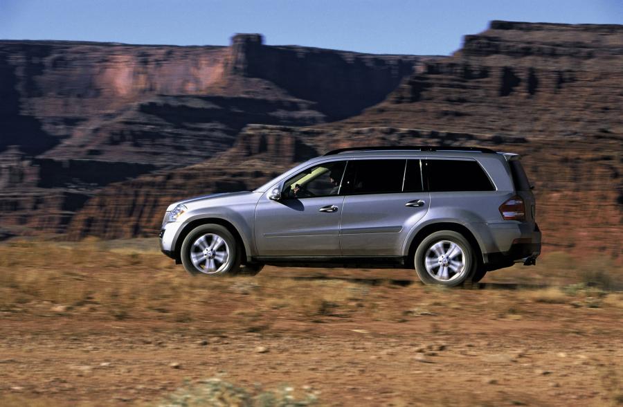  Mercedes-Benz GL-Class 2007 года  (фото 228 из 247)